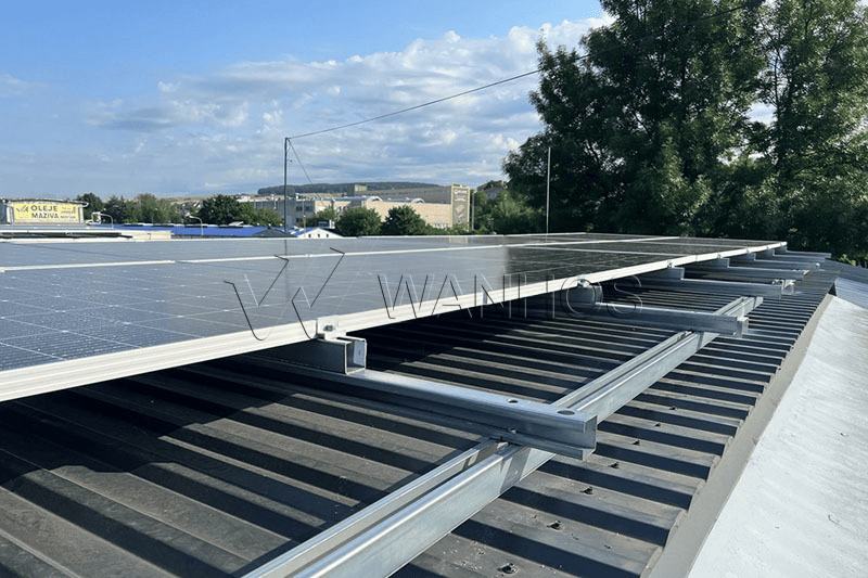 galvanized-c-channel-roof-case