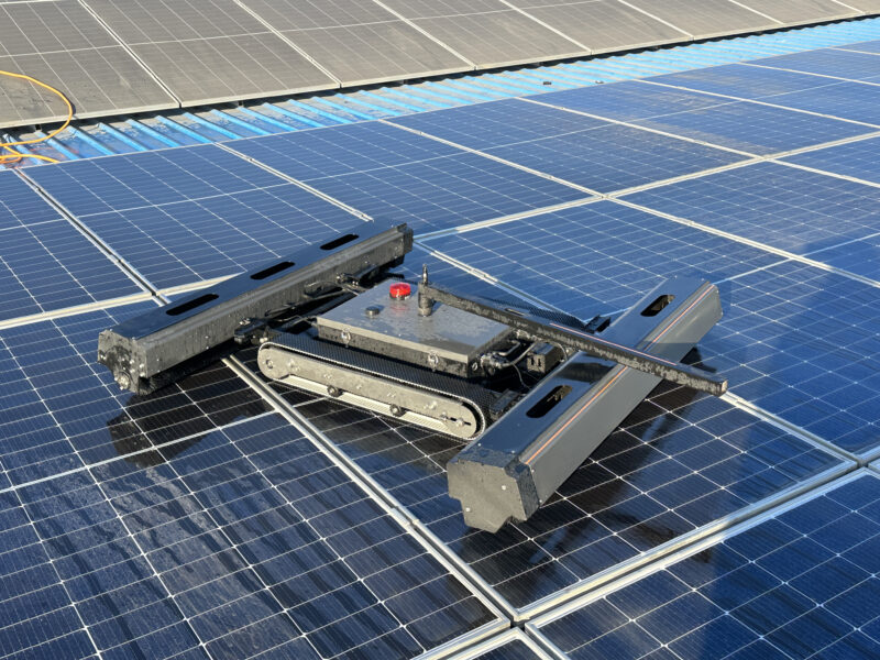 Wanhos Solar Solar Cleaning Robot