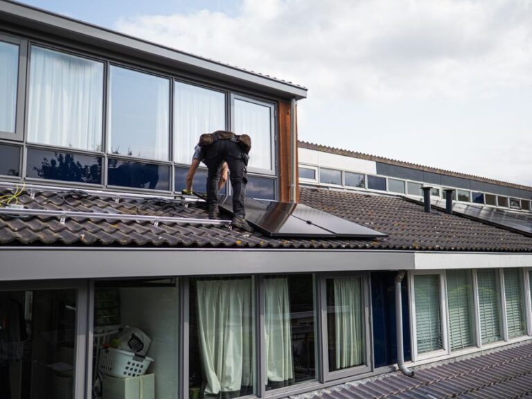 solar panel roof mounts